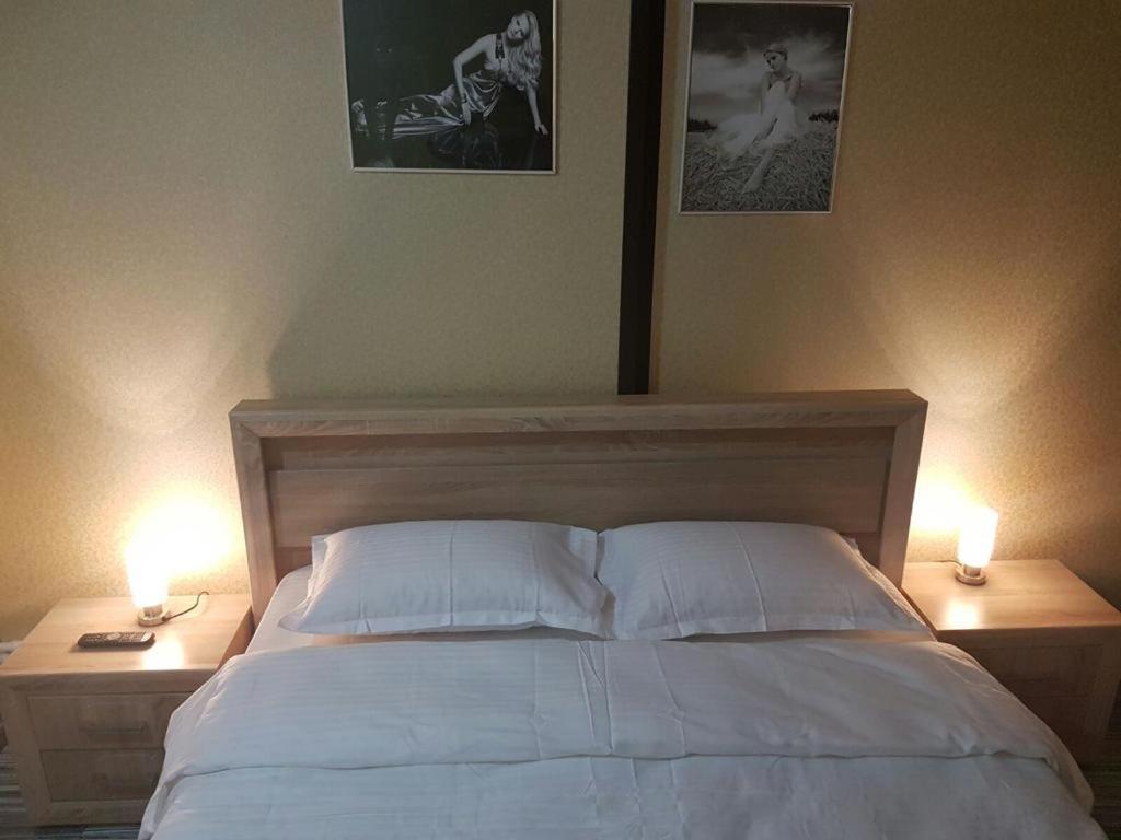 Rez Suites Яш Екстериор снимка