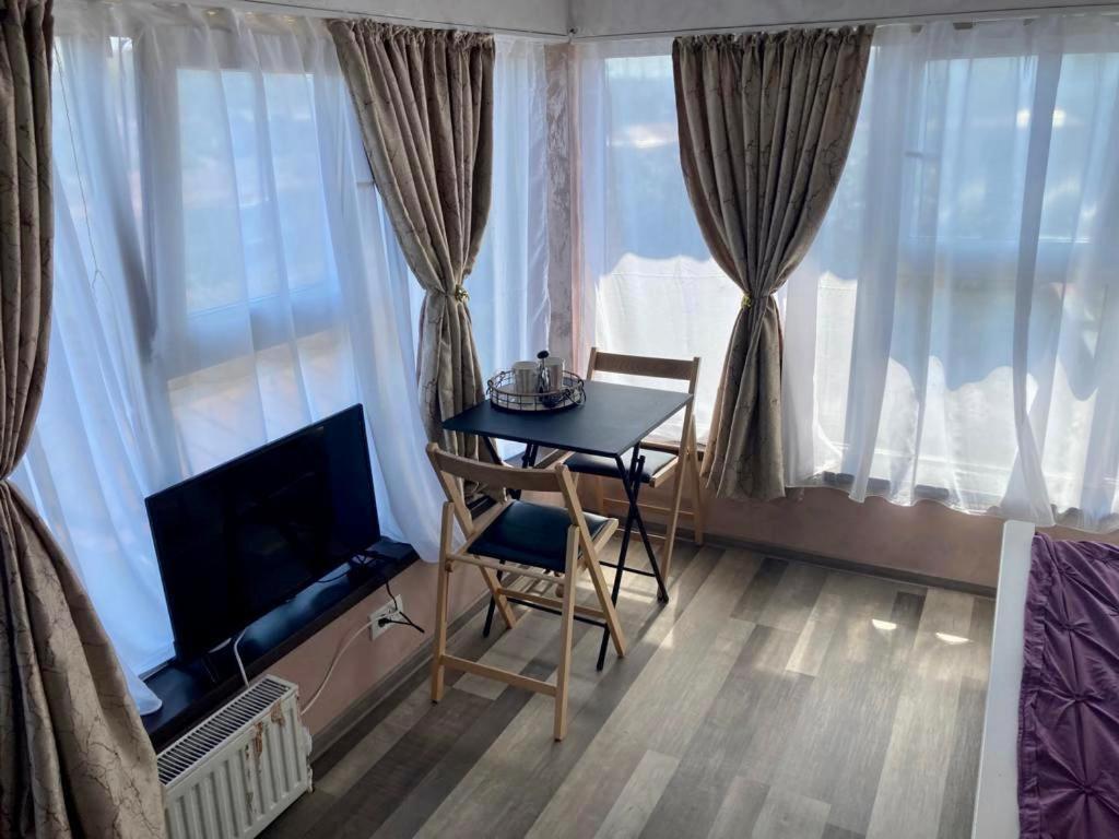 Rez Suites Яш Екстериор снимка